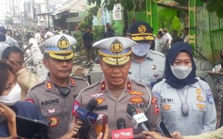 Kecelakaan Maut Truk Tabrak Tiang di Bekasi, Sopir Dites Urine, Ini Hasilnya - JPNN.com
