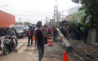 Kecelakaan di Bekasi, Robin Mendengar Ibu-Ibu Menjerit, Korban Bergelimpangan - JPNN.com