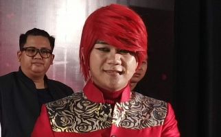 Pesulap Merah Bantah Kabar Istri Terkena Santet, Begini Penjelasannya - JPNN.com