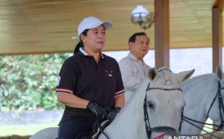 Sebelum Tunggangi Kuda Prabowo, Mbak Puan Naik SUV Penakluk Gunung - JPNN.com