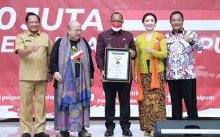 Gerakan 10 Juta Bendera Merah Putih Masuk Rekor MURI, Bahtiar Bangga & Terharu - JPNN.com