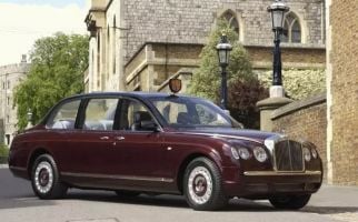 Ratu Elizabeth II Meninggal Dunia, Ini Mobil Supermewah Peninggalannya - JPNN.com