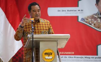 MIPI Meluncurkan Buku Putih Pemerintahan Indonesia, Ini Komentar Sejumlah Guru Besar - JPNN.com