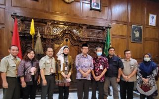 Pemkab Banyumas Siap Dukung Regenerasi Petani - JPNN.com