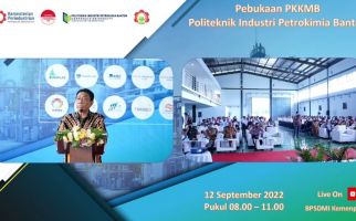 Ratusan Mahasiswa Mengikuti PKKMB Politeknik Industri Petrokimia Banten - JPNN.com