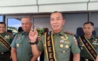 Effendi Simbolon Singgung TNI, Pangdam Hasanuddin Bereaksi, Tegas! - JPNN.com