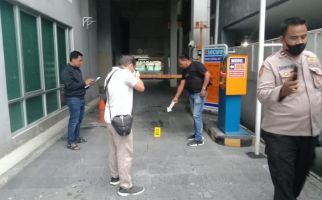 Balita Terjatuh dari Lantai 3 Hotel Grand Central Pekanbaru, Innalillahi - JPNN.com