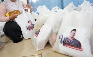 Batur Sandi Uno Indramayu Hadirkan Paket Sembako Murah, 1 Jam Ludes Terjual - JPNN.com