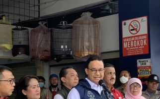 Anies Bangun 583 Sumur Resapan di Komplek Pasar Induk Cipinang - JPNN.com
