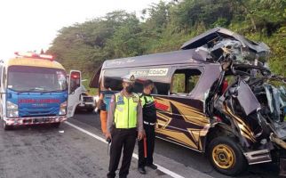 Kecelakaan Minibus dan Truk di Tol Semarang-Solo, 5 Tewas - JPNN.com