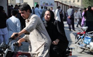 Teroris Serang Sekolah Afghanistan saat Siswa Ujian, Taliban Makin Terancam - JPNN.com