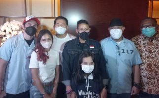 Nobar Film Miracle In Cell No. 7 Bareng Pemain, Sandiaga Uno: Saya Ingin Memberikan.. - JPNN.com