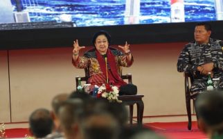 Megawati Usul Jokowi Kumpulkan 3 Matra TNI Bahas Postur Pertahanan dengan Cara Pandang Geopolitik - JPNN.com