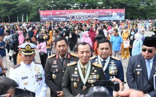 Mayjen Totok: Saya Ingin Menunjukkan Bahwa TNI Adalah Kita - JPNN.com