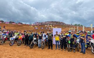 Ratusan Pembalap Motocross Tampil di Sirkuit Jaro Ade Racing Team - JPNN.com