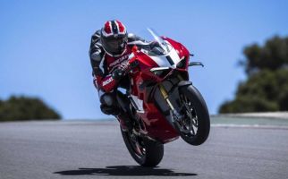 Ducati Panigale V4 R Lansiran 2023 Hadir Menawarkan Kinerja Tinggi - JPNN.com