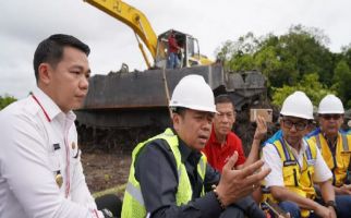 Lasarus Pastikan Pembangunan Infrastruktur di Kalbar Mulai Berjalan - JPNN.com