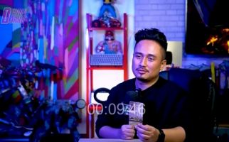 Soroti Ekspresi Wajah Ayah Lesti Kejora, Denny Darko: Dia Menahan Itu - JPNN.com