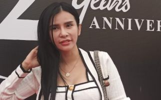 Wajah Bengkak Pascaperawatan, Maria Vania: Kalau Cowok Minta Foto Malu  - JPNN.com