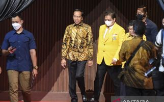 Pakai Tamsil Pilot, Jokowi Minta Golkar Tak Sembarangan Pilih Capres - JPNN.com