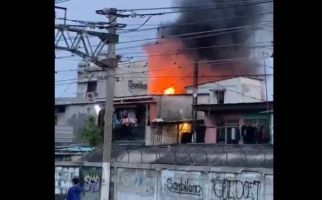 Saat Kebakaran Terjadi, Ibu dan 2 Anak Sedang Tertidur, Mengerikan - JPNN.com