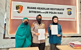 Briptu R Adiknya Oknum Polwan Brigadir IR Ditahan Propam Polda Riau Gegara Positif Narkoba - JPNN.com