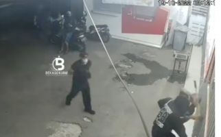 Viral, Komplotan Maling Bobol Minimarket di Bekasi, Korban Sudah Lapor Polisi, tetapi.. - JPNN.com
