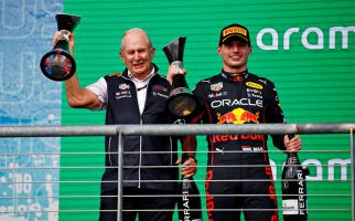 Max Verstappen Dedikasikan Kemenangan Untuk Co-founder Red Bull - JPNN.com