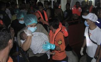 Korban Tewas Dalam Insiden Kapal Terbakar di Kupang Mencapai 14 Orang - JPNN.com