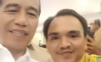 Ketua Honorer Minta Jokowi Rombak Kabinet, Putra Bengkulu Layak jadi Menteri - JPNN.com