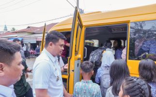 Warga Belawan Sicanang Gembira, Bobby Nasution Gercep Tunaikan Janji Sediakan Bus Sekolah - JPNN.com