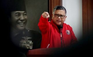 Sekjen PDIP Sentil SBY yang Mempertanyakan Urgensi Penggantian Sistem Pemilu - JPNN.com