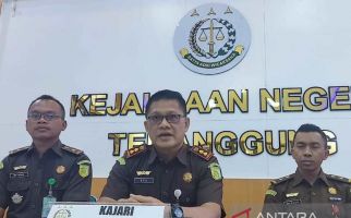 4 Tersangka Korupsi Bantuan Keuangan APBD Kabupaten Temanggung Dijebloskan ke Tahanan - JPNN.com
