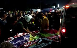 Bertabrakan dengan Truk Tangki CPO di Pekanbaru, Zul Afandi Tewas di TKP - JPNN.com