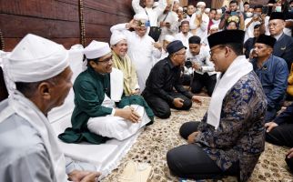 Sowan kepada Tuan Guru Babussalam, Anies Minta Doa dan Nasihat Ini - JPNN.com