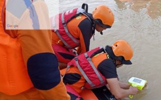 Bocah 11 Tahun Hilang Terseret Arus Sungai Siak, Tim SAR Terus Bergerak - JPNN.com