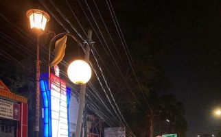 Lampu Hias Sering Dicuri, Pemkot Palembang Lakukan Ini - JPNN.com