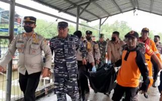 Pasutri yang Tenggelam di Perairan Pulau Rupat Ditemukan Meninggal Dunia - JPNN.com