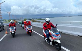 Perkuat Komitmen Kendaraan Listrik, AHM Ikuti Touring & Pameran di Bali - JPNN.com