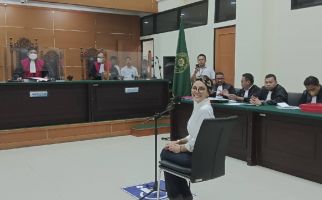 Sesalkan Tindakan Nikita Mirzani di Persidangan, Deolipa Yumara: Hukumannya Bisa Diperberat - JPNN.com