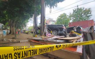 Pajero Hitam Hantam Pedagang Gorengan, Korban Tewas Mengenaskan - JPNN.com