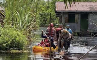 50 Keluarga di Siak Mengungsi Akibat Banjir - JPNN.com