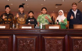 Terima Delegasi SDI Al Azhar X Serang, Yandri Susanto Ungkap Lima Kiat Agar Siswa Sukses - JPNN.com