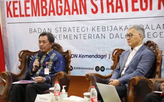 Narasumber Webinar BSKDN, Hoon Ahn: Kemendagri Korsel juga Punya Lembaga Riset - JPNN.com