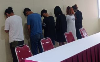 Detik-Detik Polisi Bongkar Prostitusi Online di Hotel OYO Palembang, Duh, Ada Itu - JPNN.com