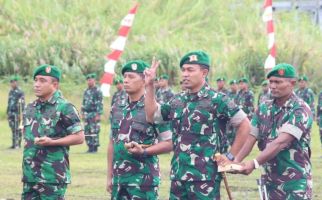 Mayjen TNI Gabriel Lema Melantik Komandan Pertama Kodim Pegunungan Arfak - JPNN.com