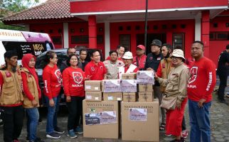 Baguna PDI Perjuangan Tangsel Salurkan Bantuan ke Korban Gempa Cianjur - JPNN.com