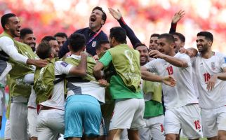 Piala Dunia 2022: 2 Gol Telat Antar Iran Permalukan Wales - JPNN.com