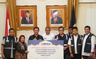 BPKH Berikan Bantuan Senilai Rp 2,2 Miliar untuk Korban Gempa Cianjur - JPNN.com