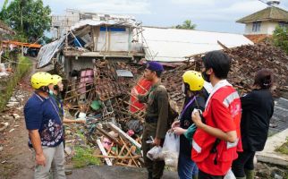 Unika Atma Jaya Terjunkan Tim Tanggap Darurat ke Lokasi Gempa Cianjur - JPNN.com